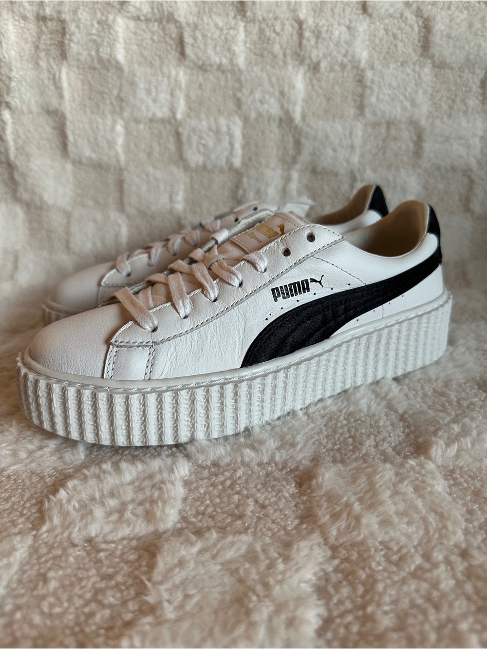 NIB! Fenty x Puma Rihanna Creeper White/Black Leather Womens Sneaker Size 9/EU40